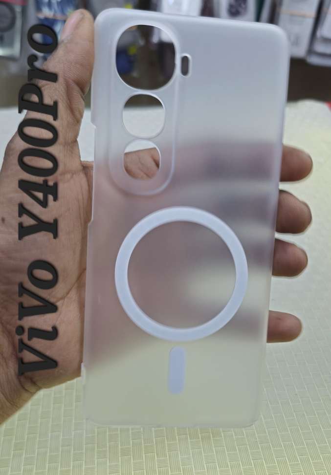MR BROTHERS Vivo Y400 Pro Magnetic Back Cover - Image 2