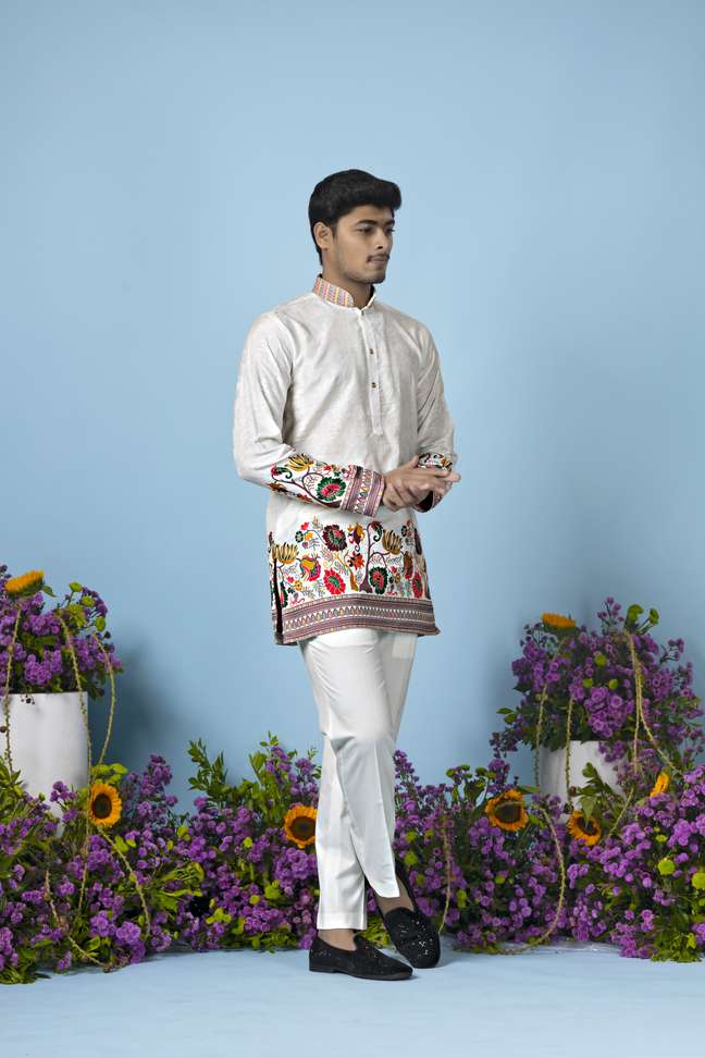Shopsy HOUSE OF SANSKRUTI Men Floral Print Straight Kurta - Image 3