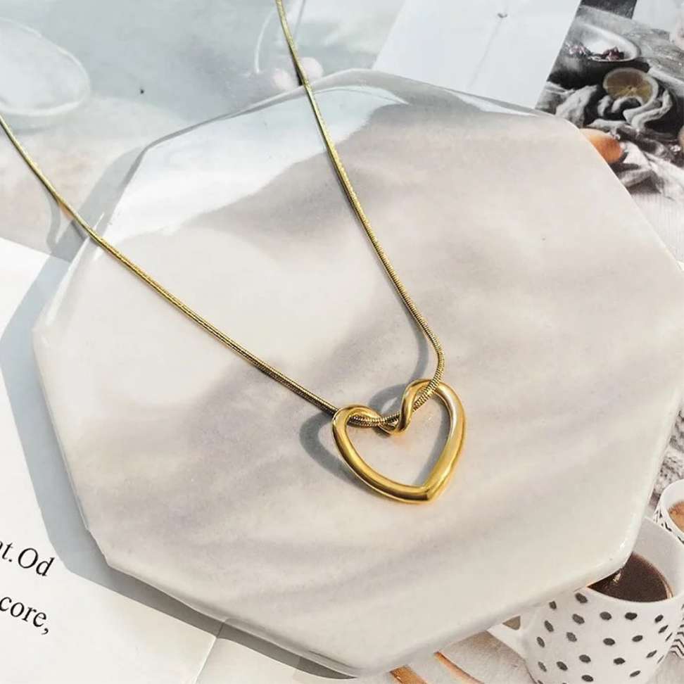 Shopsy Anti-Tarnish Gold Plated Heart Pendant - Image 2