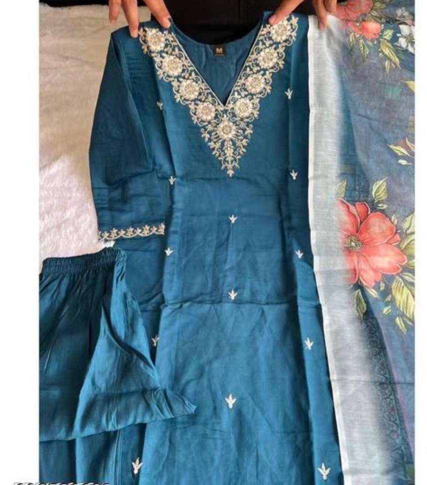 chandan fg Solid Anarkali Kurta, Bottom & Dupatta Set - Image 3