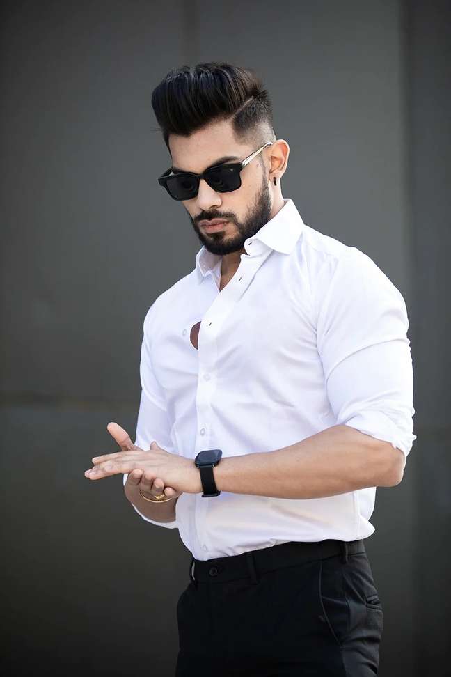 Solstice Men Solid Casual White Shirt