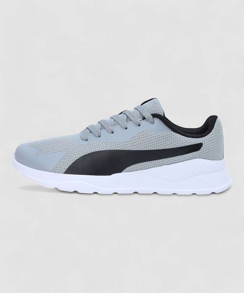 Shopsy PUMA Traverse Sneakers For Men - Image 4
