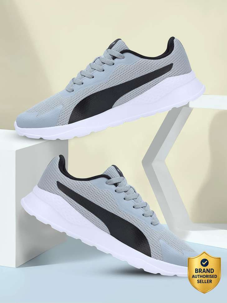 Shopsy PUMA Traverse Sneakers For Men - Image 2