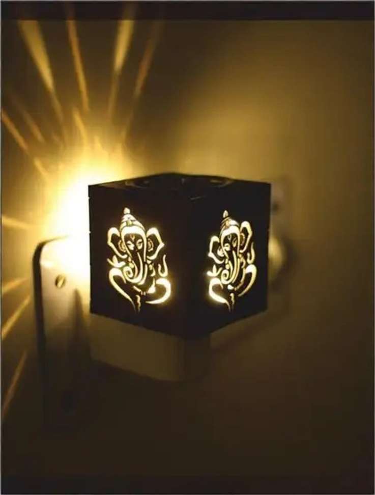 Shbk Electrical Camphor Carved Pattern Wooden Kapoor Dani Essential Oil Diffuser Plastic Incense Holder