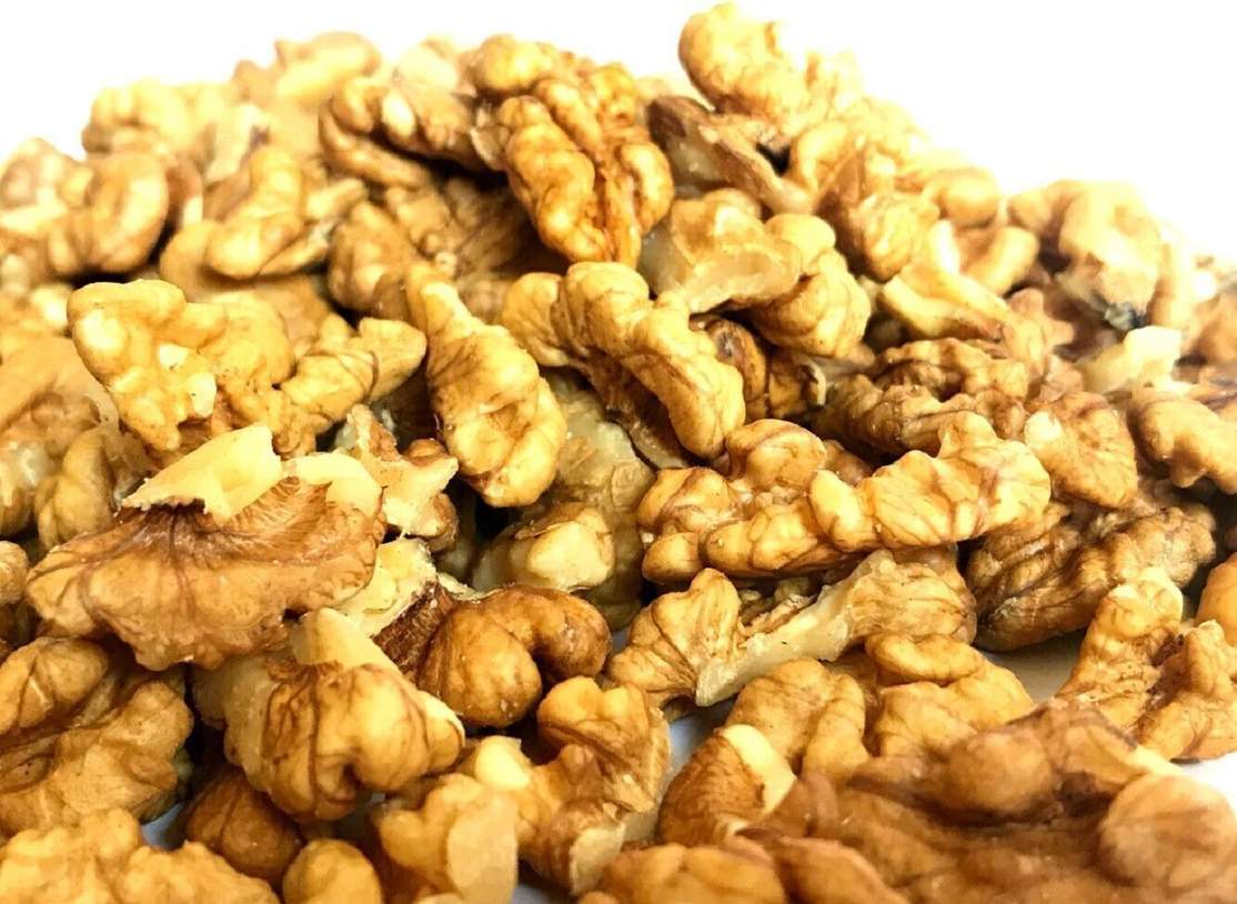 Shopsy 1 Kg Kashmiri Walnut Quarter Kernels - Image 3