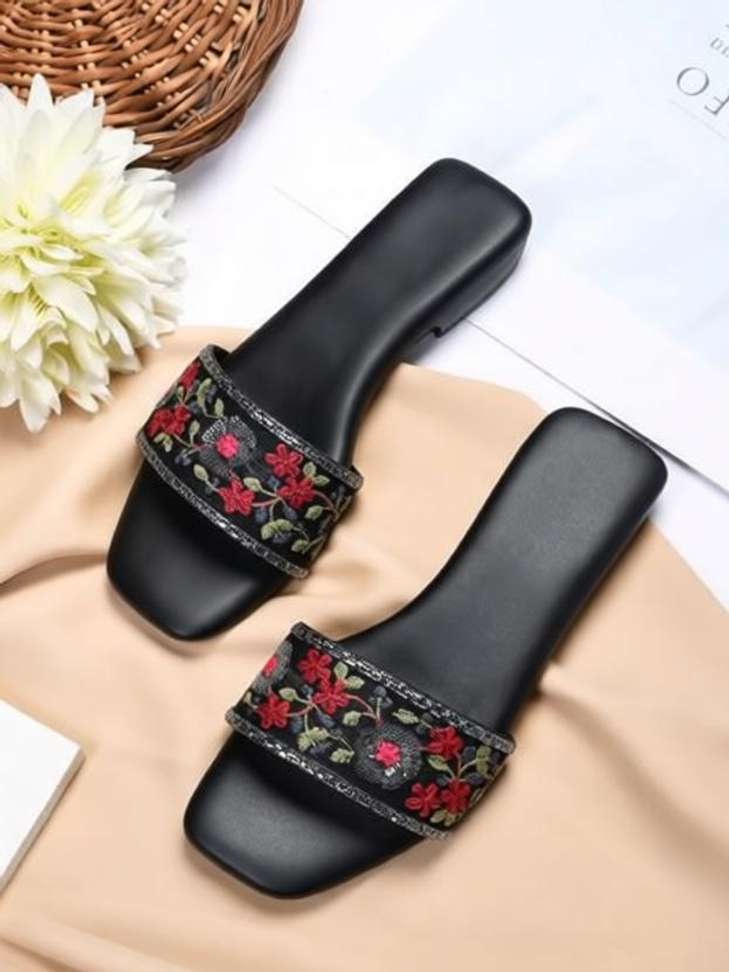 Solvyn Women Multicolor Flats – 71% OFF, Lowest Price ₹198 – Buy Now!
