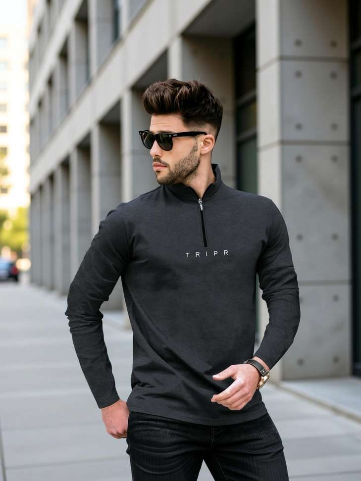 Tripr Printed Men Grey T Shirt