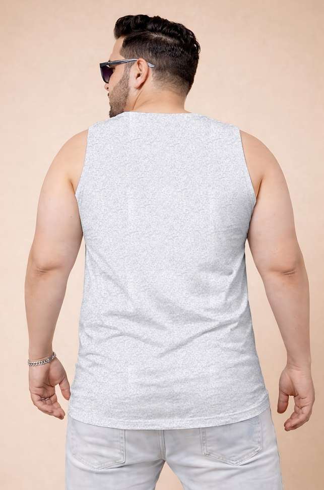 Triptee Solid Men White T‑Shirt – 74% Off, Only ₹258 – Best Price Deal