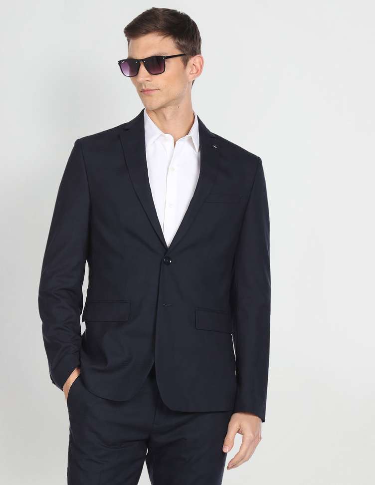 Arrow Na Checkered Men Suit