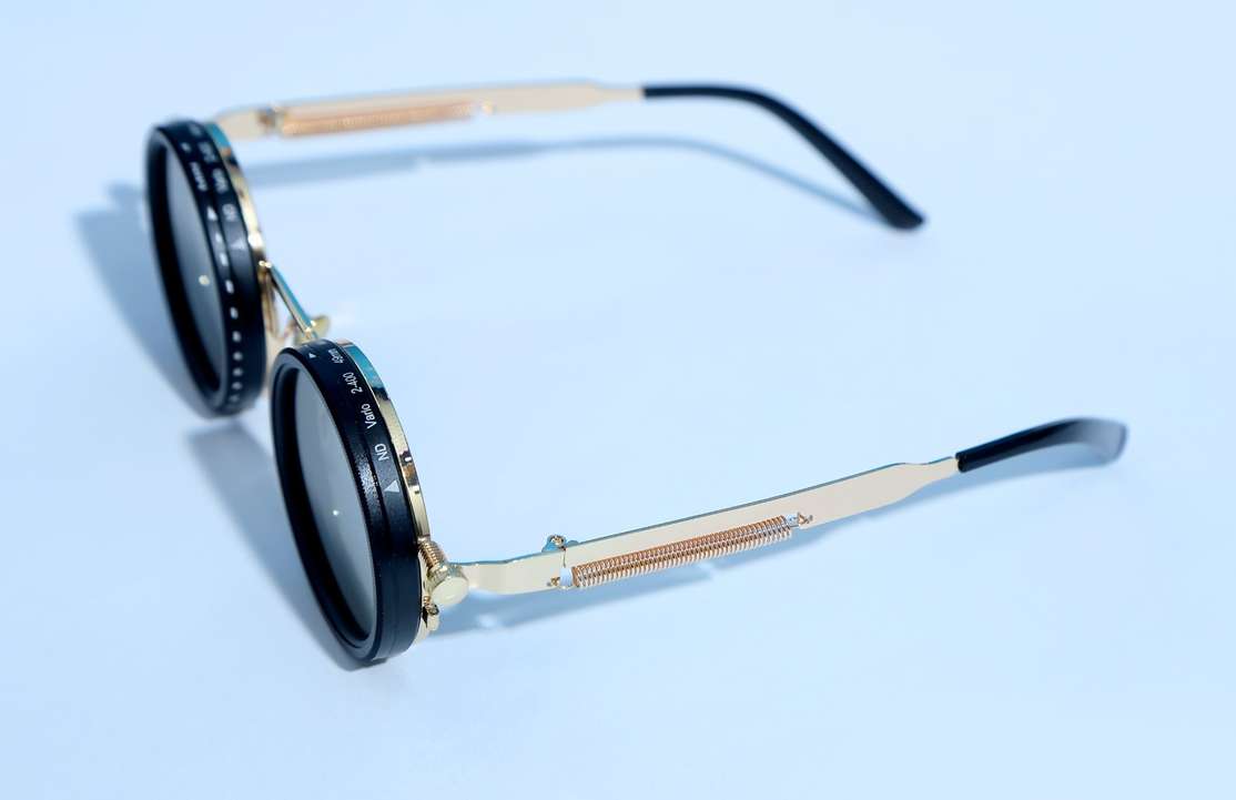 Amazea Wayfarer Sunglasses Black - Image 5
