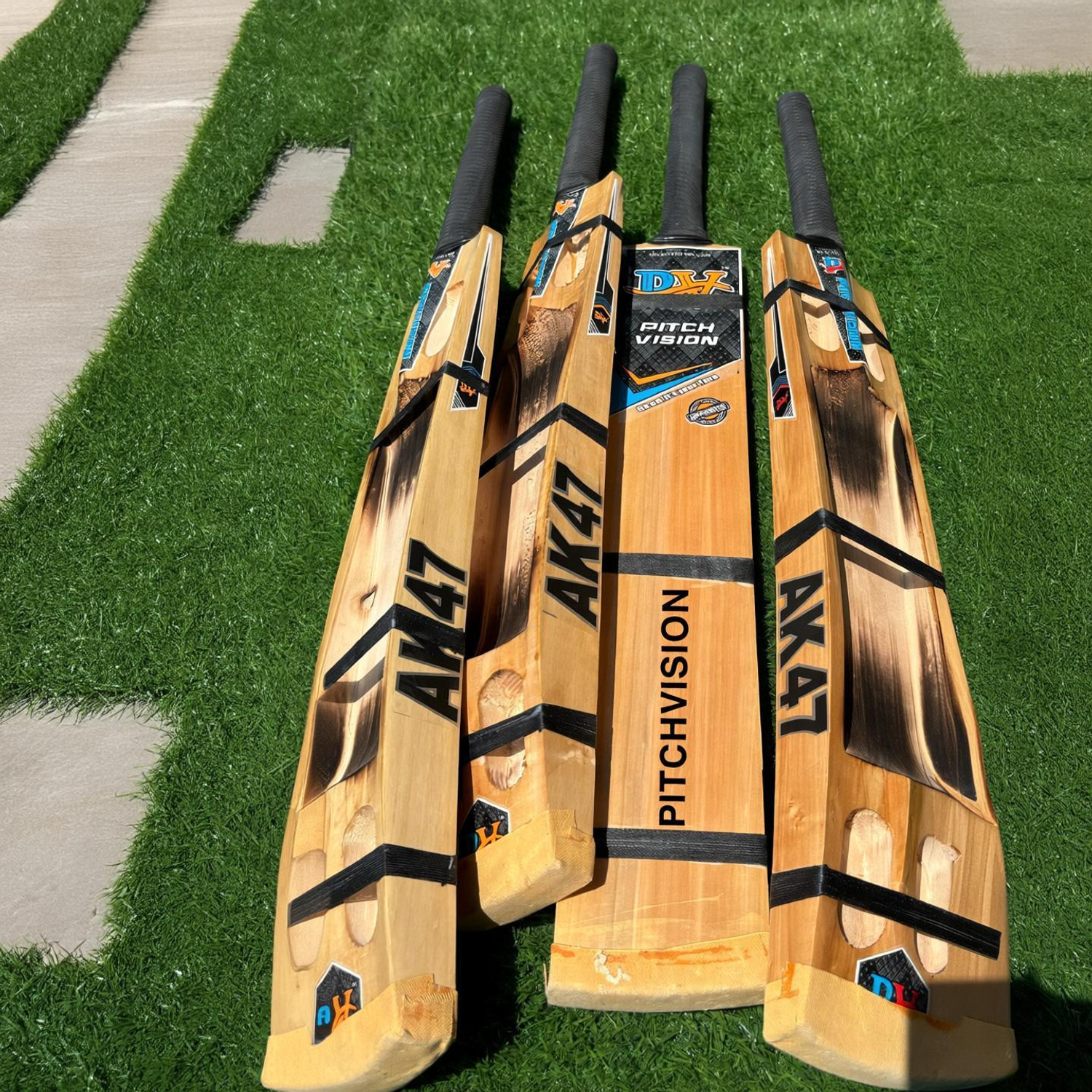 pitchvision Hard tennis double blade cricket bat Kashmir Willow Cricket Bat For 15+ Yrs (1 kg) - Image 1