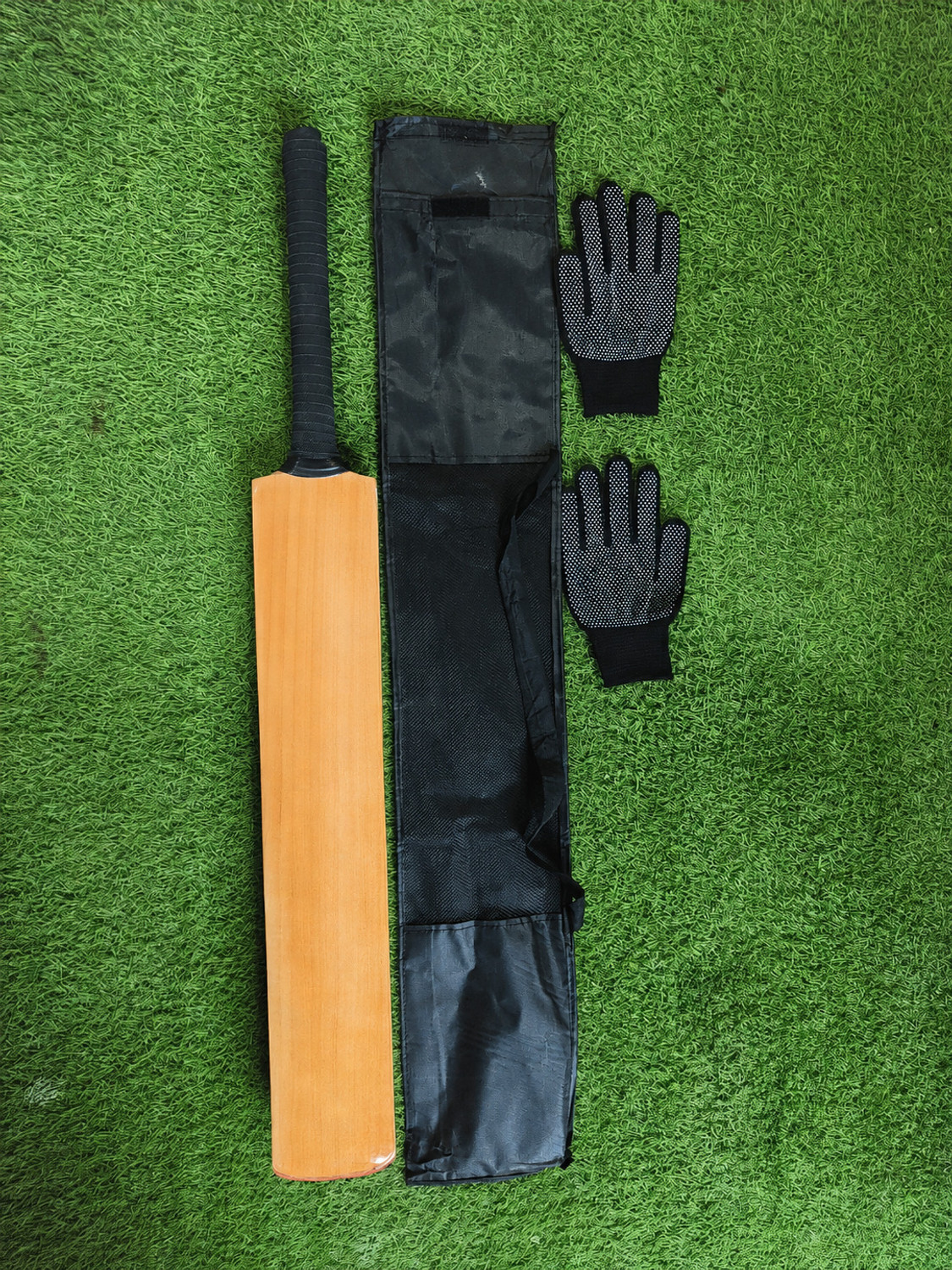 RKDESIGNandTRADERS 77 Limited Edition Kashmir Willow Hard Tennis Cricket Bat Triple Blade Kashmir Willow Cricket Bat For 15+ Yrs (1 kg) - Image 1