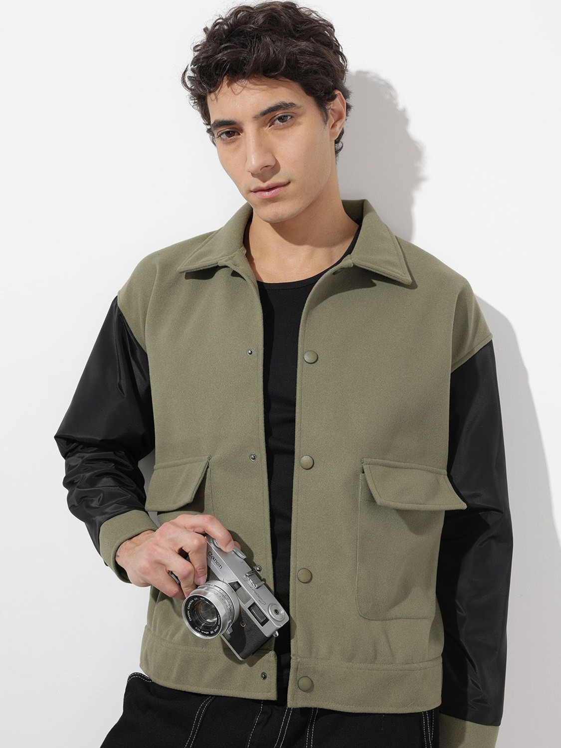 Roadster Men Colorblock Tailored Jacket - Image 1