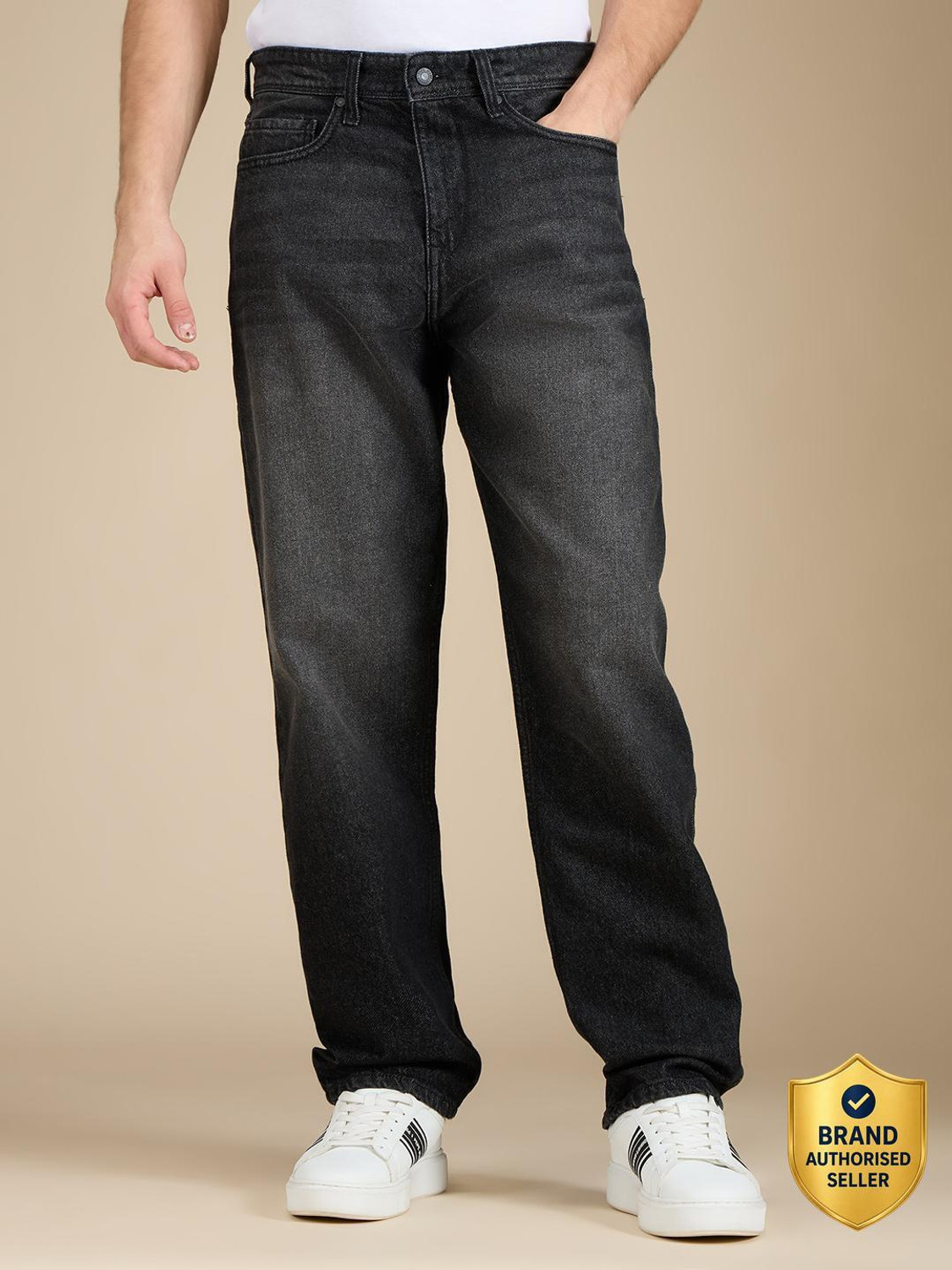 Pepe Jeans Men Relaxed Fit Mid Rise Black Jeans - Image 1