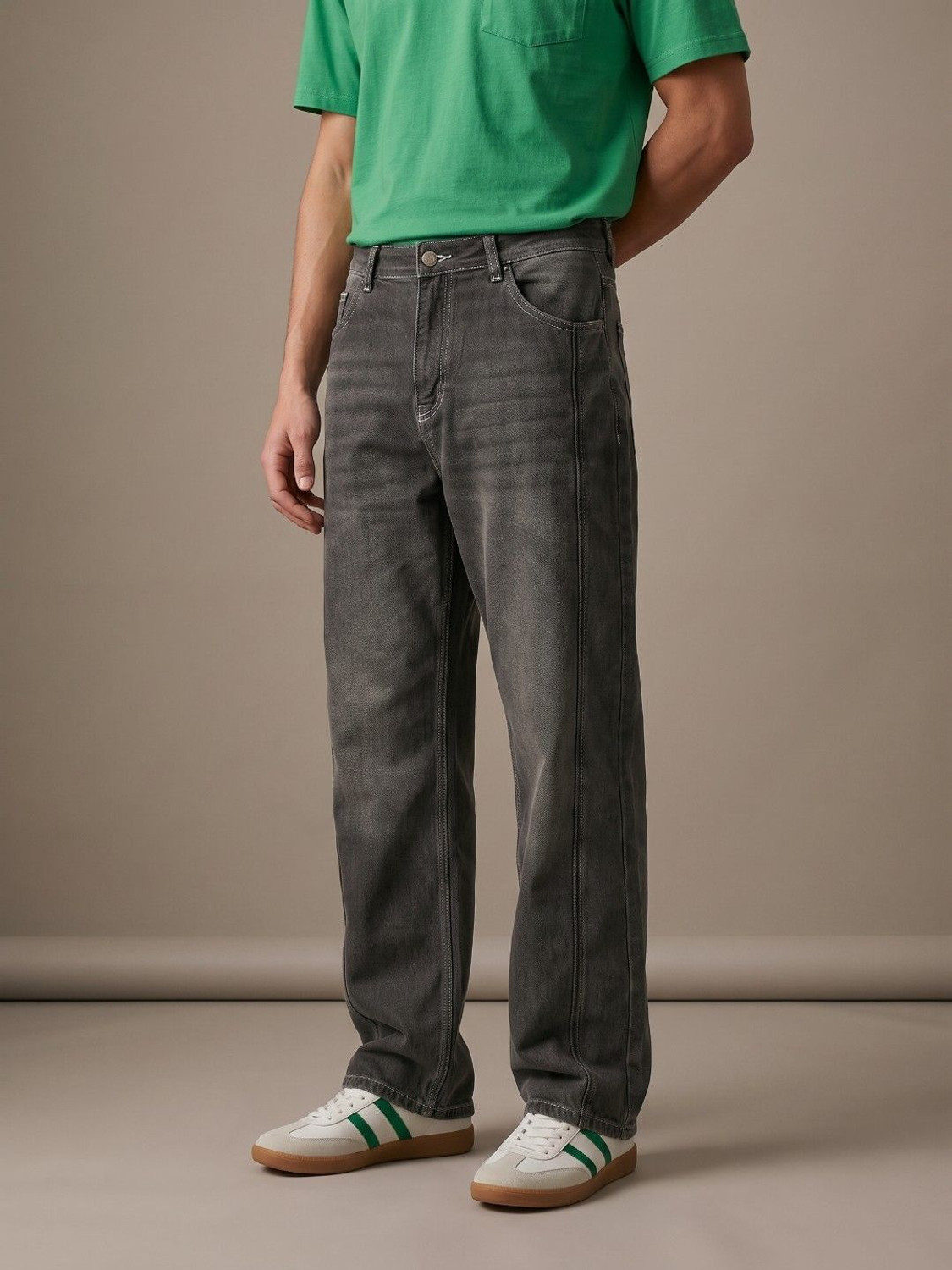 Glitchez Men Relaxed Fit Mid Rise Grey Jeans - Image 1