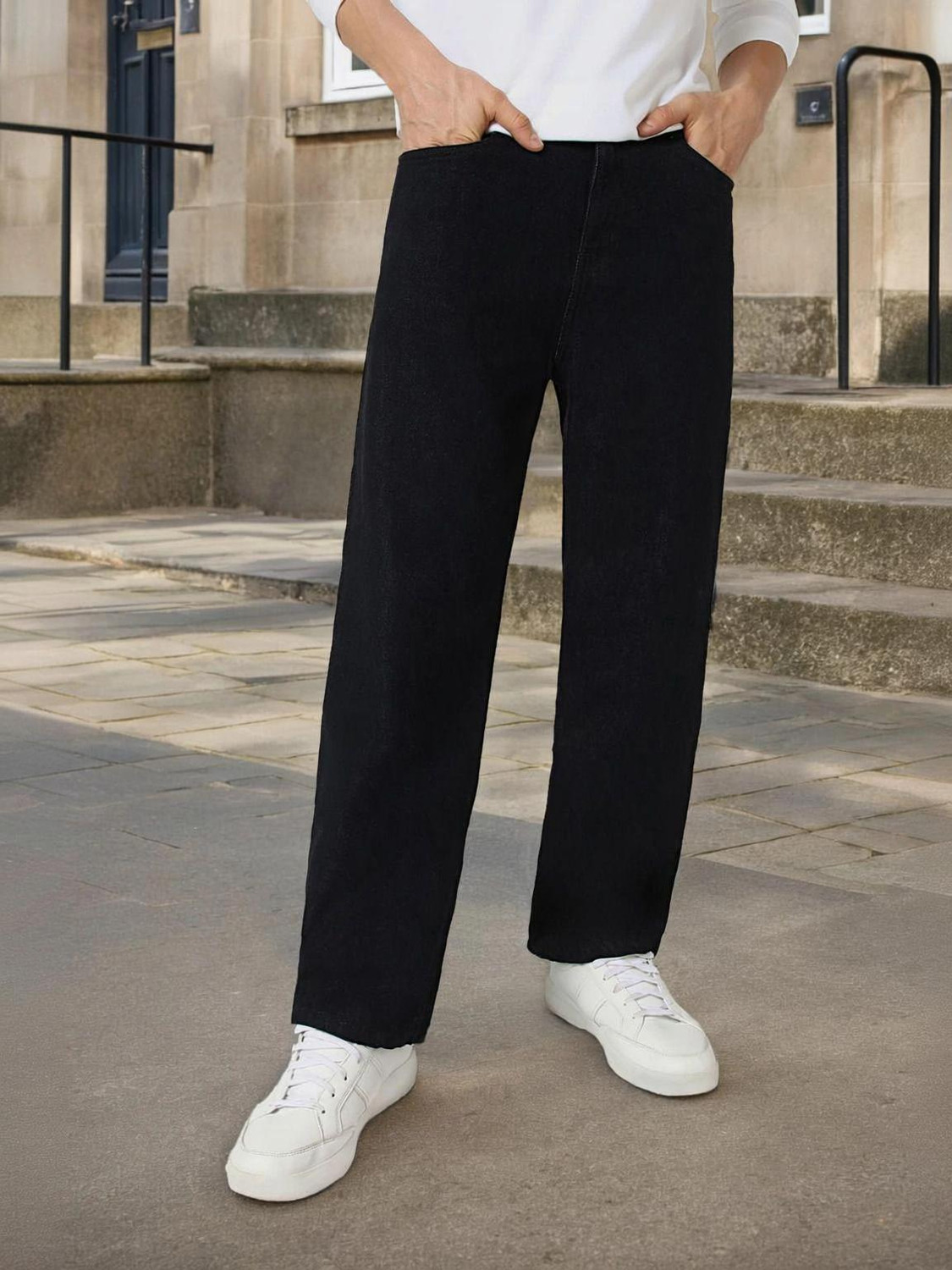 Urbano Fashion . Men Loose Fit Mid Rise Black Jeans - Image 1