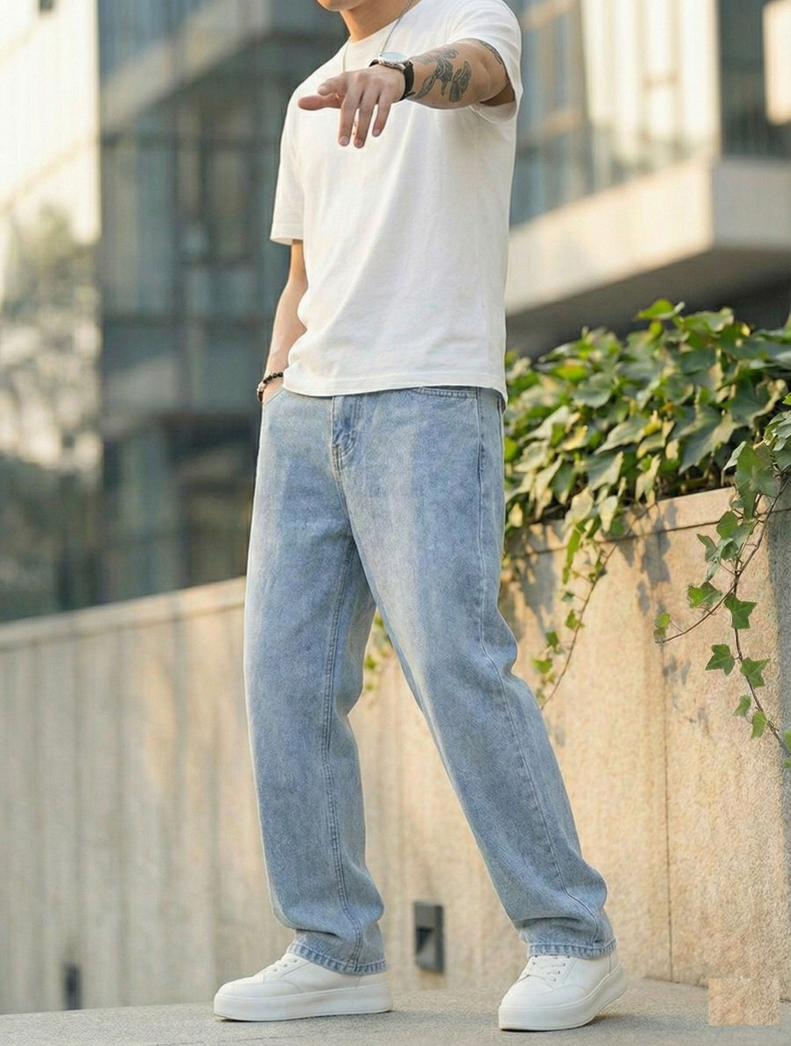 DENIM LOOK Men Straight Fit Mid Rise Light Blue Jeans - Image 1