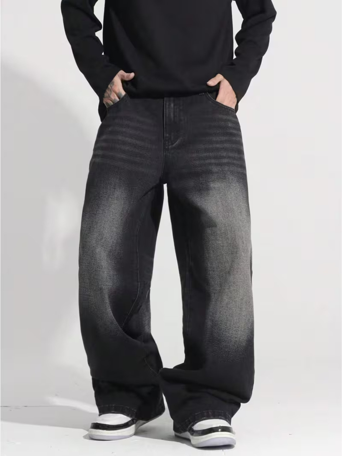STAVVIN Men Wide Leg Mid Rise Black Jeans - Image 1