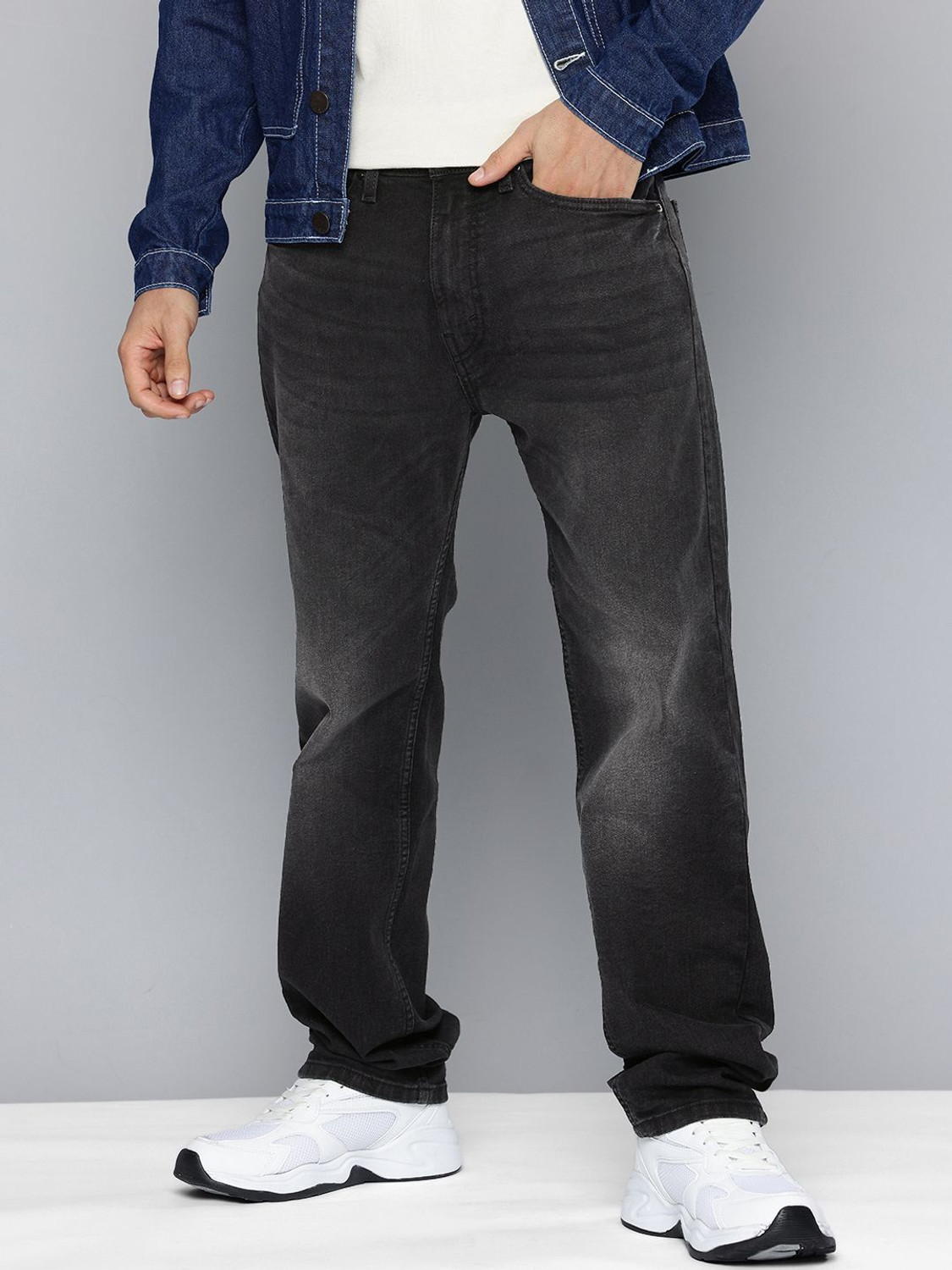 LEVI'S 505 Men Straight Fit Mid Rise Black Jeans - Image 1