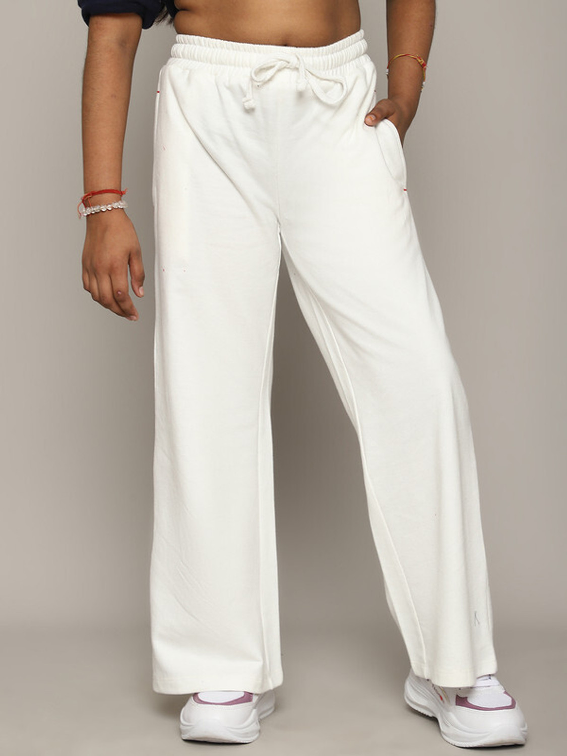 moonaah Boys Track Pant White Pack of 1 - Image 1
