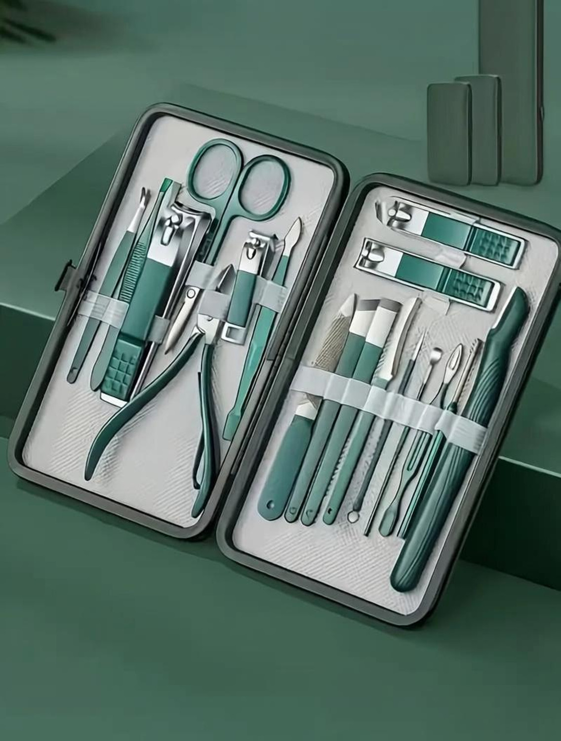 wynyc 18 in 1 Professional Manicure & Pedicure Set Nail Scissors Grooming Kit - Image 1