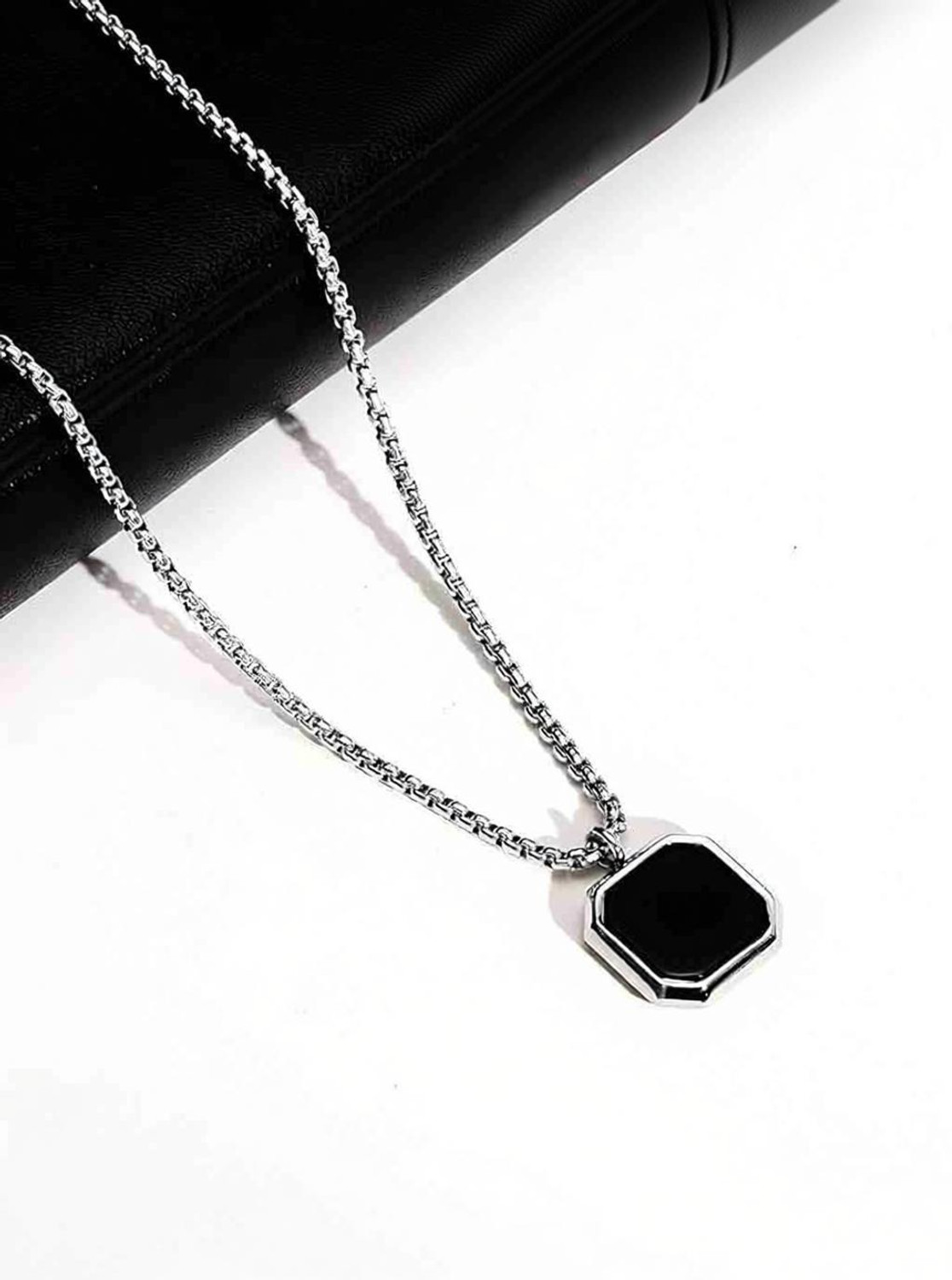 Kaima Black Square Stainless Steel Neckchain - Image 1