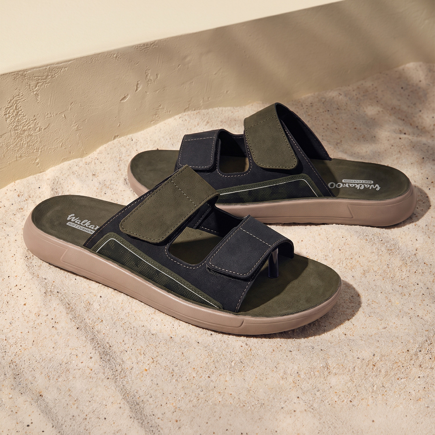 WALKAROO Men Sandal Olive Size 10 - Image 1