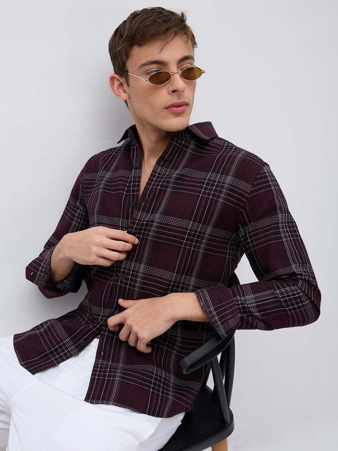 VASTRADO Men Regular Fit Checkered Cut Away Collar Casual Shirt - Image 1