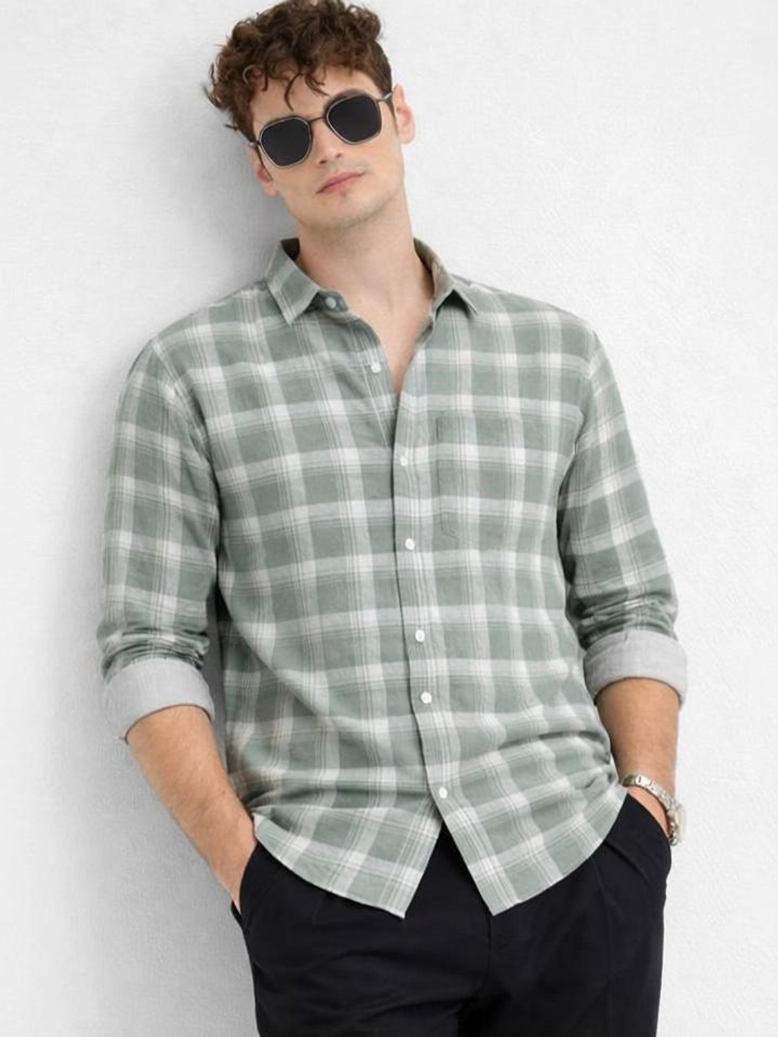OTUS Men Slim Fit Checkered Spread Collar Casual Shirt - Image 1