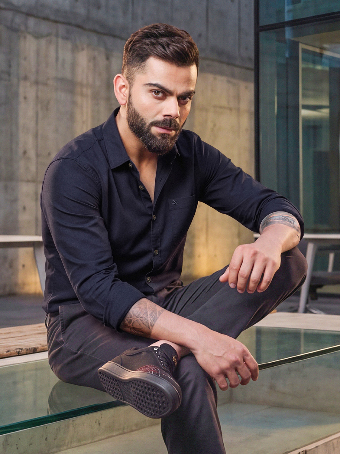 WROGN Men Regular Fit Solid Casual Shirt - Image 1