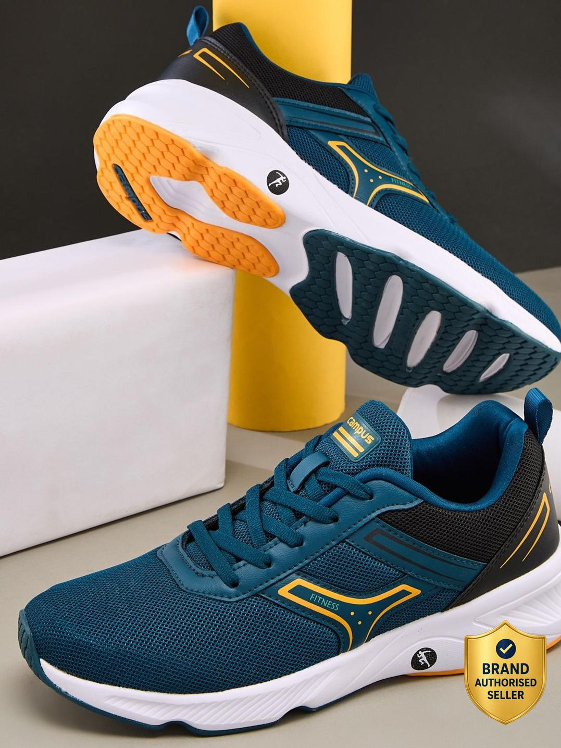 CAMPUS HURRICANE Running Shoes for Men - Image 1