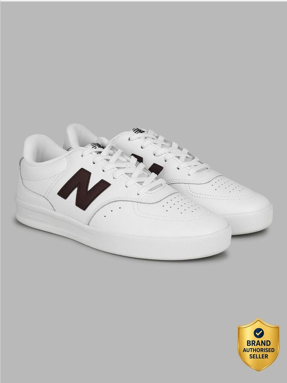 New Balance BB80IN Sneakers For Men (White , 9) - Image 1