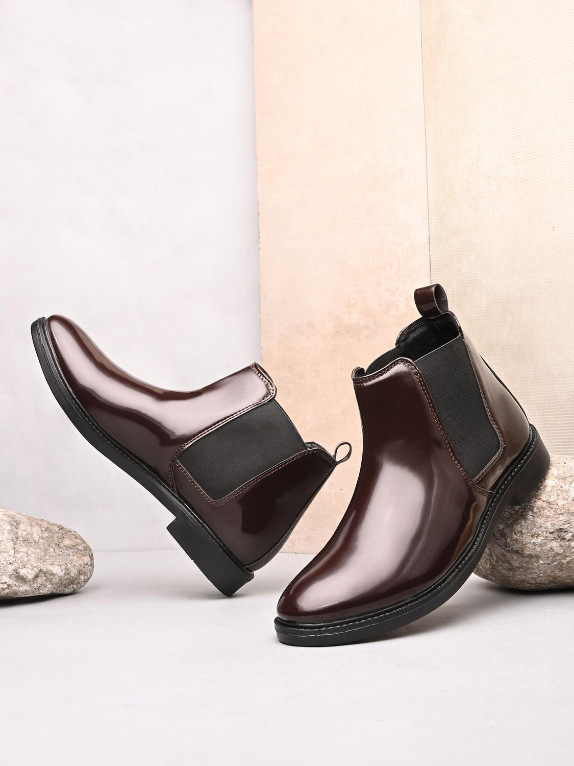 Pocy Shoes Men's Brown Chelsea Boots (Size 8) - Image 1