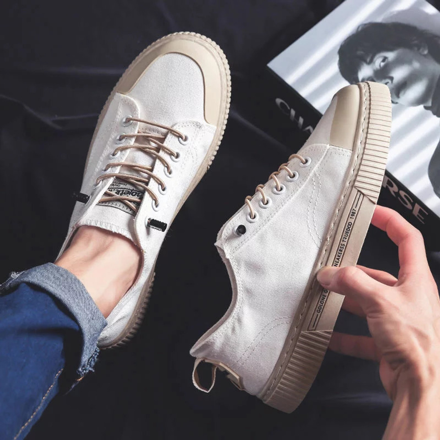 jaxon merrick Retro Sneaker Shoes for Men (White, 9) - Image 1