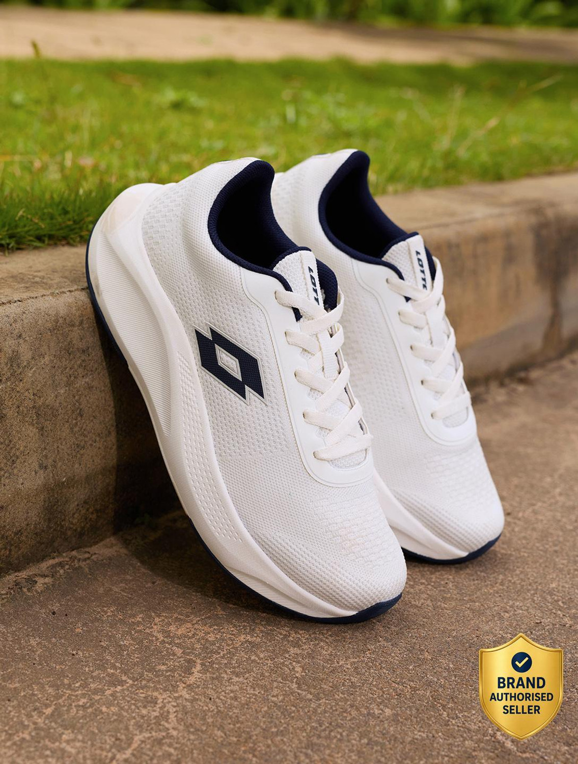 LOTTO Xwift Knit Running Shoes for Men (White, UK 9) - Image 1