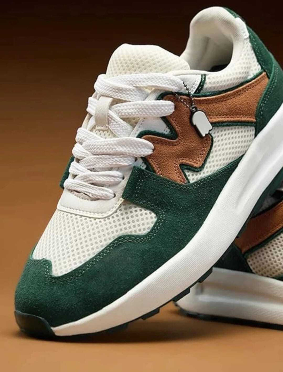 roodies Men's Lightweight Casual Sneakers - Image 1