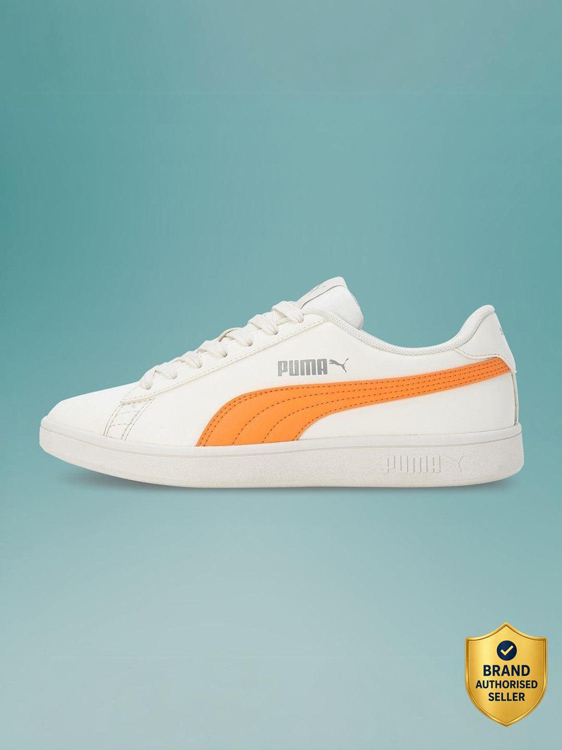 PUMA Smashic Wmn सà¥à¤¨à¥à¤à¤°à¥à¤¸ (सफà¥à¤¦) - Image 1