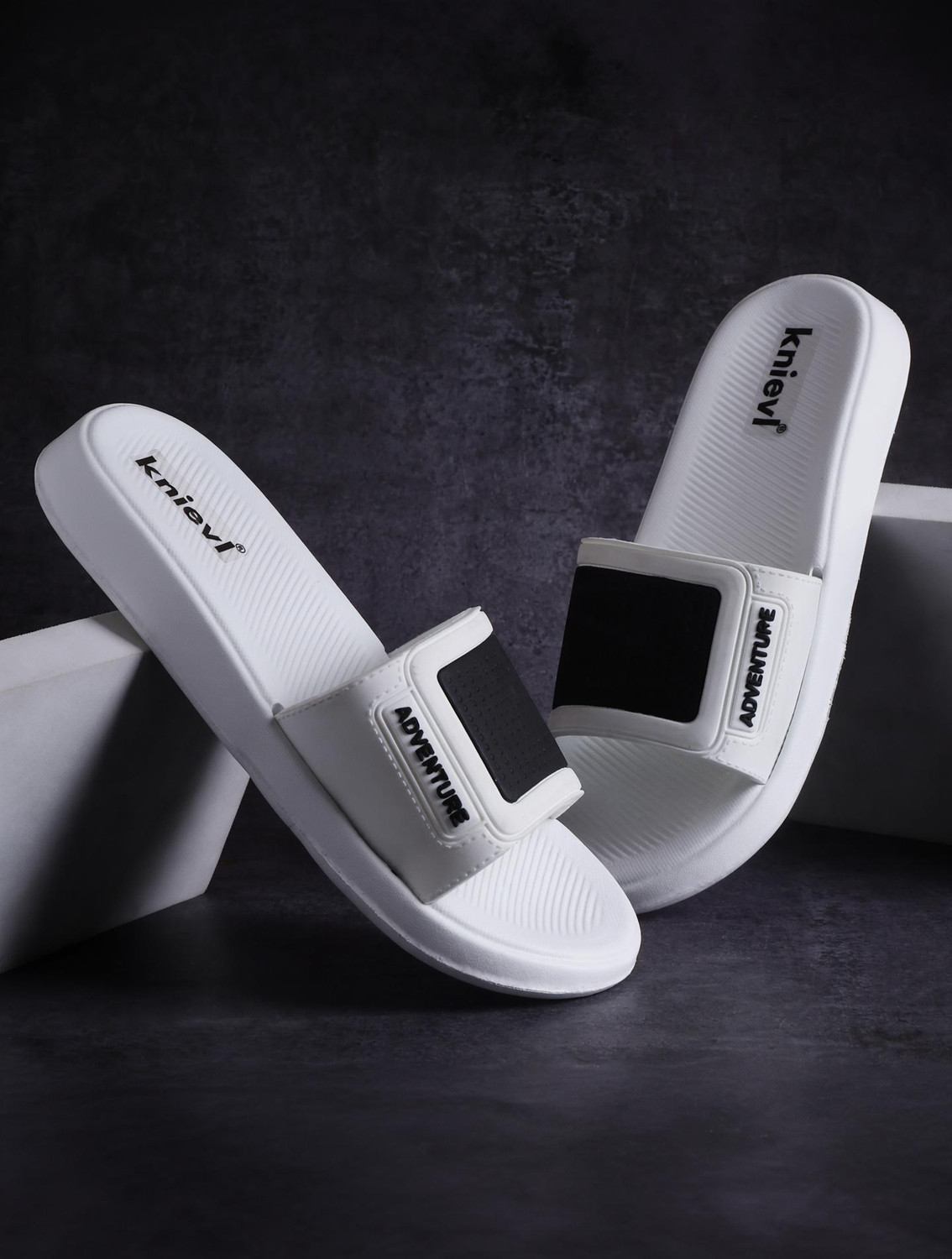 KNIEVL Men Slides White Size 6 - Image 1