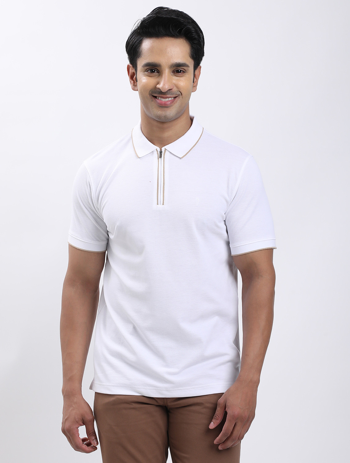 Indian Terrain Men's Solid Polo Neck Cotton Blend White T-Shirt - Image 1