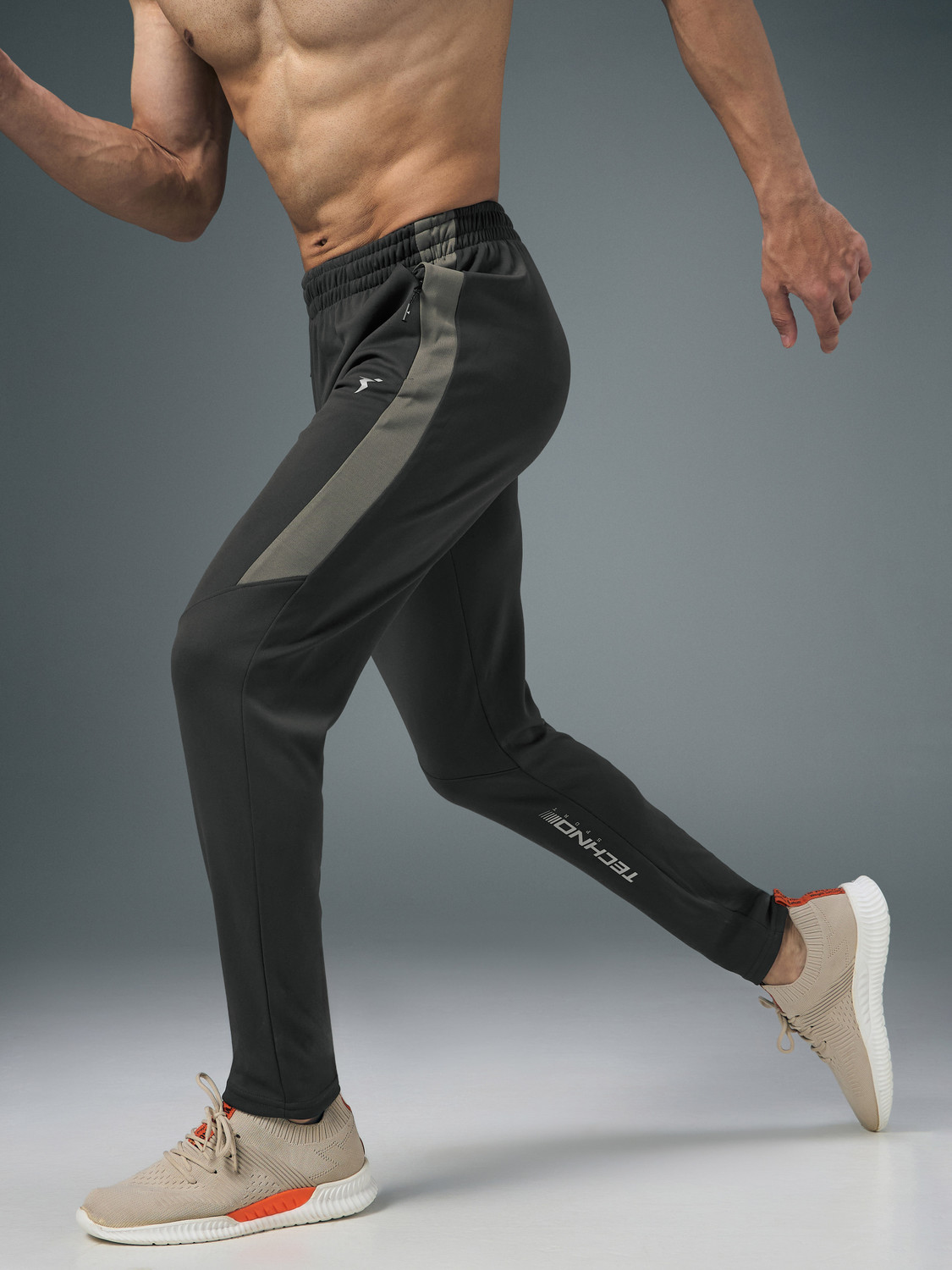 TECHNOSPORT Men Colorblock Dark Green Track Pants - Image 1