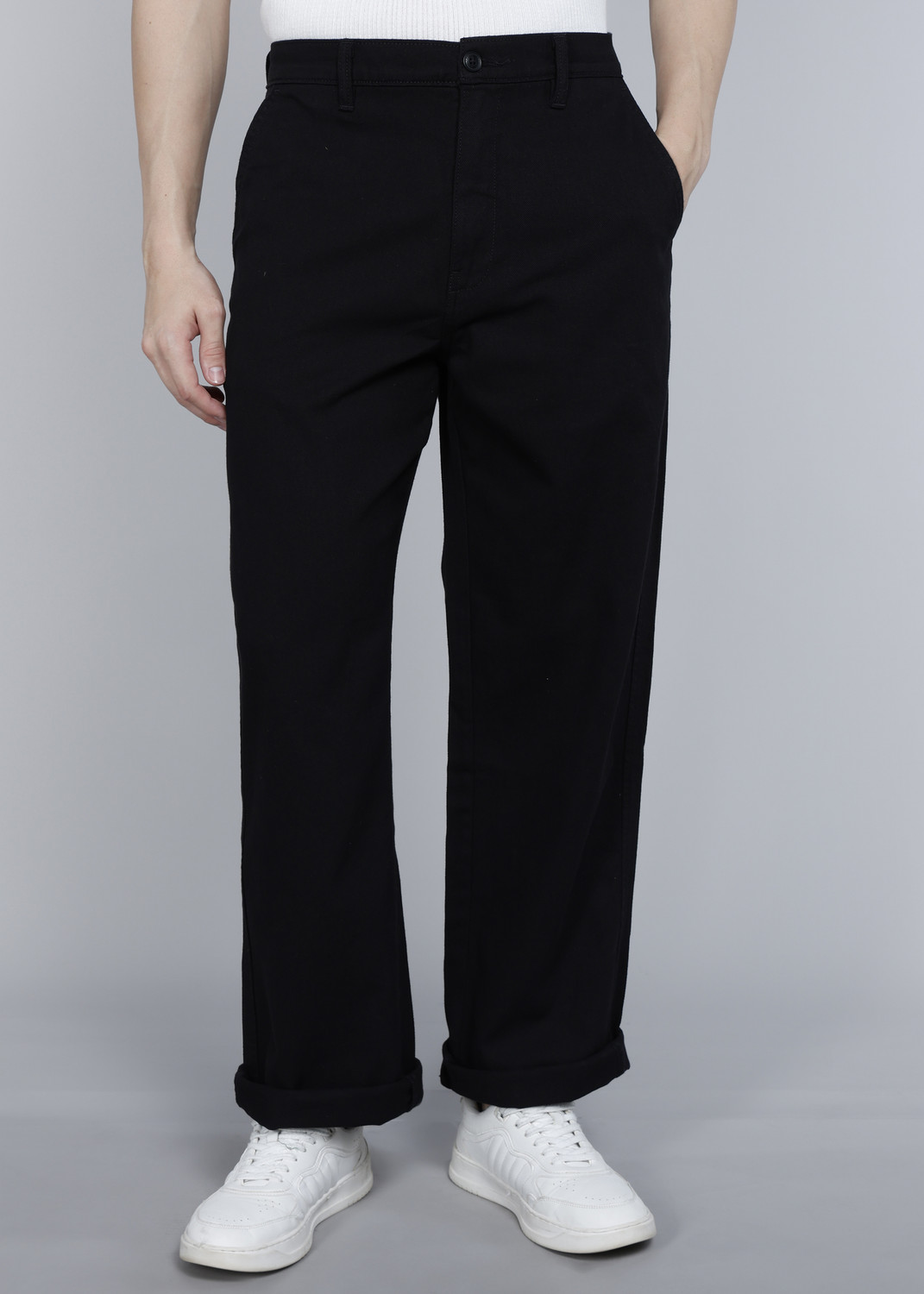 LEVI'S Men Loose Fit Black Pure Cotton Trousers - Image 1