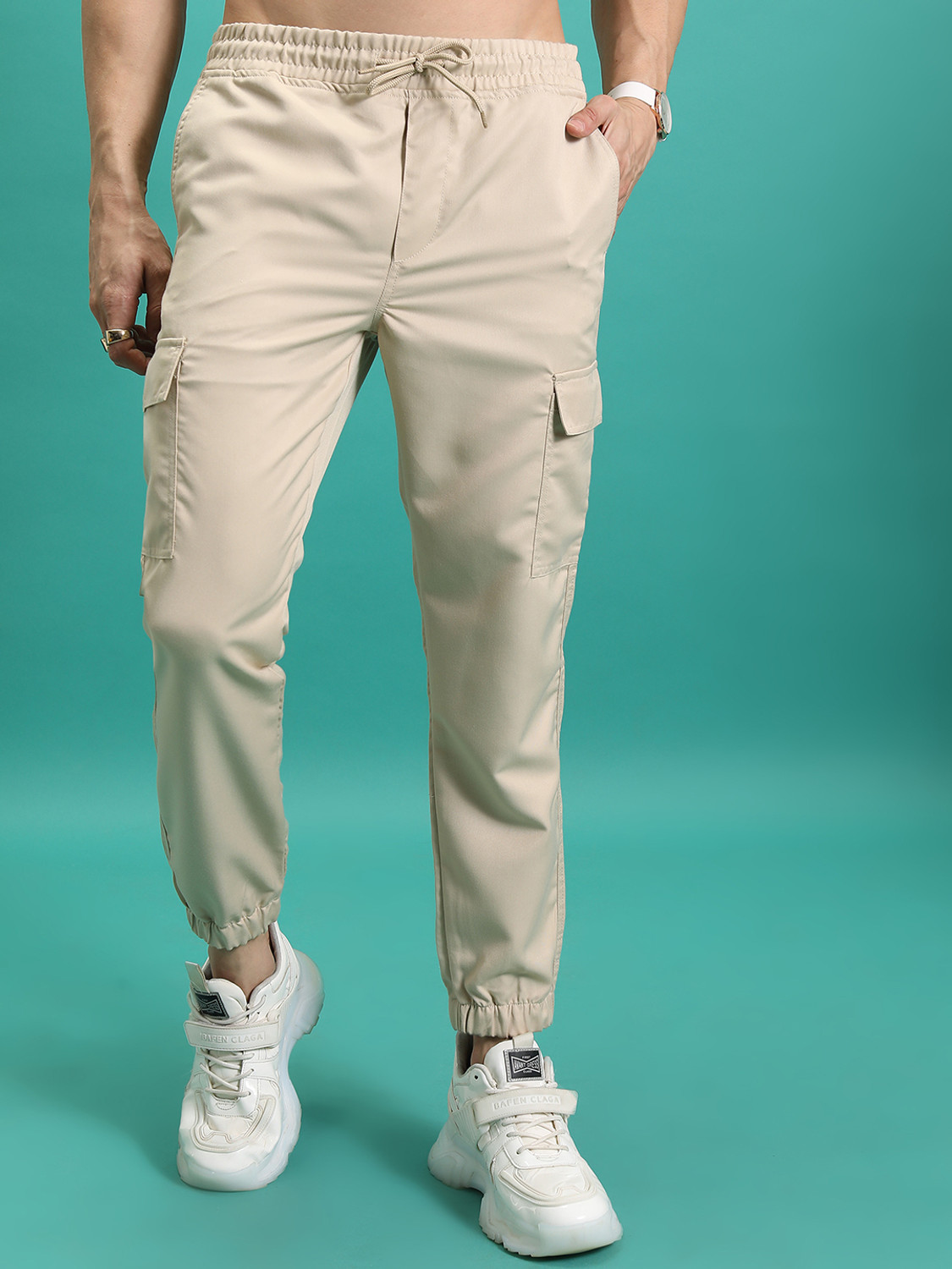 HIGHLANDER Men Regular Fit Beige Cotton Blend Trousers - Image 1