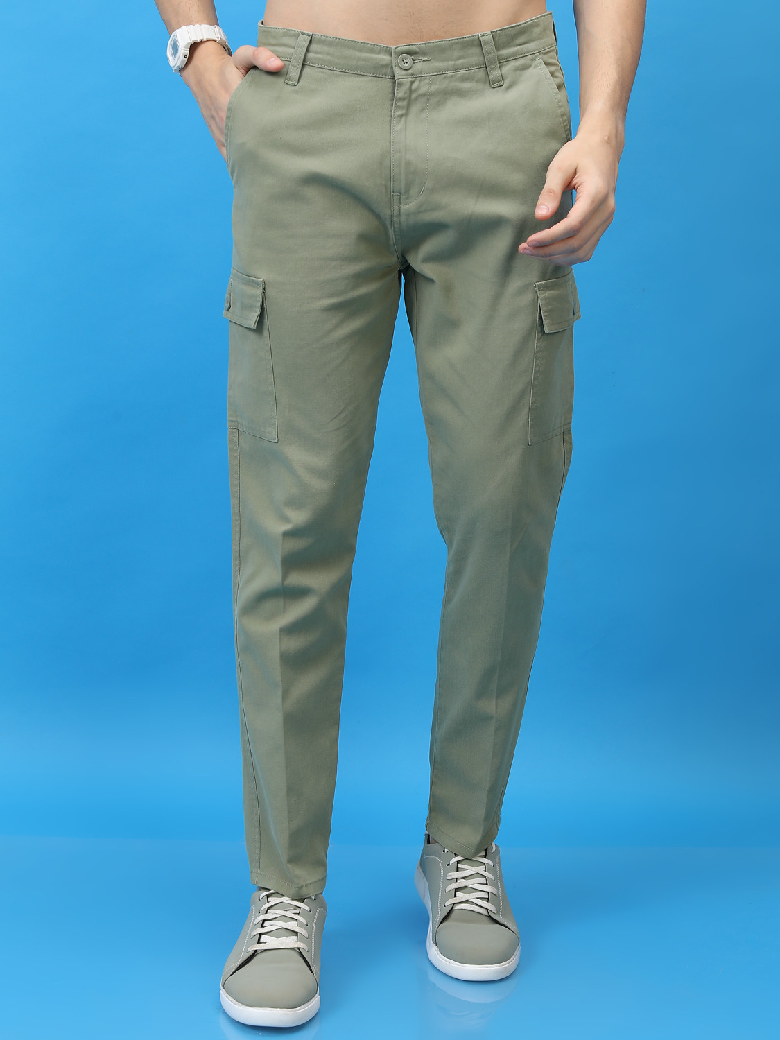 HIGHLANDER Men Regular Fit Green Pure Cotton Trousers - Image 1