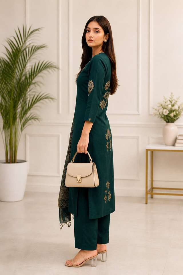 NARI DREAM Women Kurta, Pyjama & Dupatta Set Price in India - Buy NARI DREAM Women Kurta, Pyjama & Dupatta Set online at Shopsy.in - Image 4