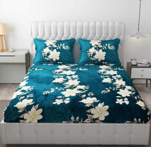 kajims Fleece King Fitted Bedsheet with 2 Pillow Covers (Green) - Image 1