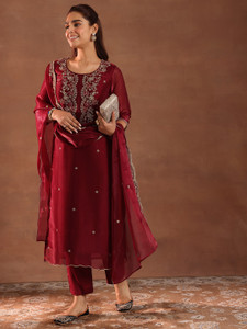 LIBAS Women Silk Blend Kurta Pant Dupatta Set - Image 1