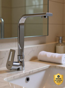 10X Rotateable Brass Swan Neck Tap SN-9847 - Image 1
