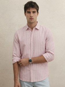 Aeropostale Men Regular Fit Checkered Casual Shirt - Image 1