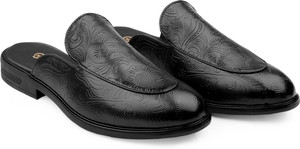 YUVRATO BAXI Men's Black Floral Embossed Mules - Image 1