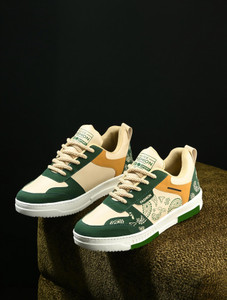 Xtoon Breathable Sneakers for Men (Green, Size 7) - Image 1